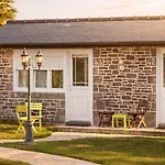 Les Treize Assiettes - Baie Du Mont-saint-michel Hotel 3*