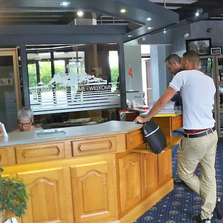 Les Treize Assiettes - & Restaurant 3*