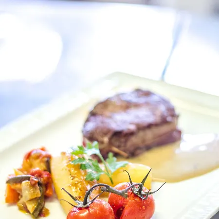 Les Treize Assiettes - & Restaurant 3*