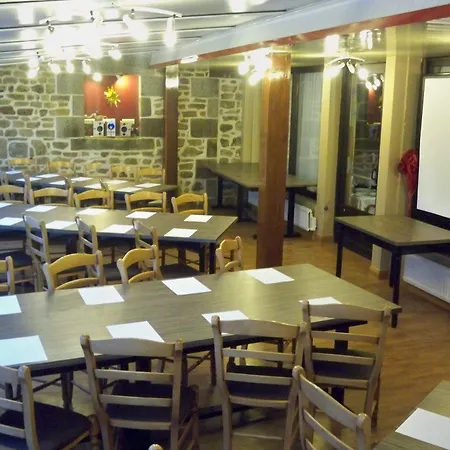 Hotell Les Treize Assiettes - & Restaurant