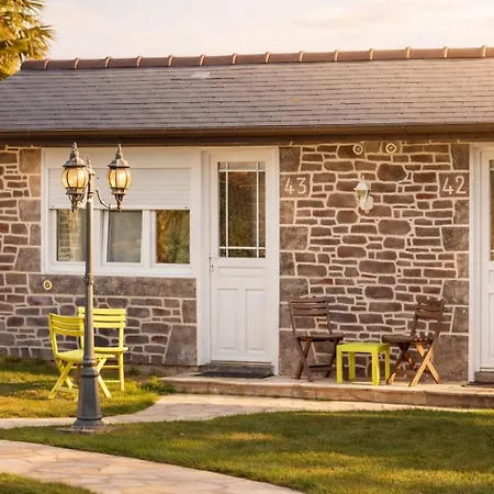 Les Treize Assiettes - Baie Du Mont-saint-michel Hotel 3*
