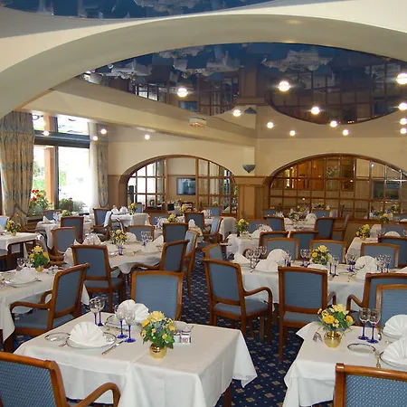 Les Treize Assiettes - & Restaurant 3*