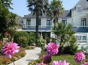 Restaurant Les 13 Assiettes Le Val-Saint-Père