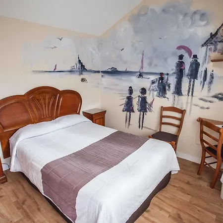 Hotell Les Treize Assiettes - & Restaurant Le Val-Saint-Père