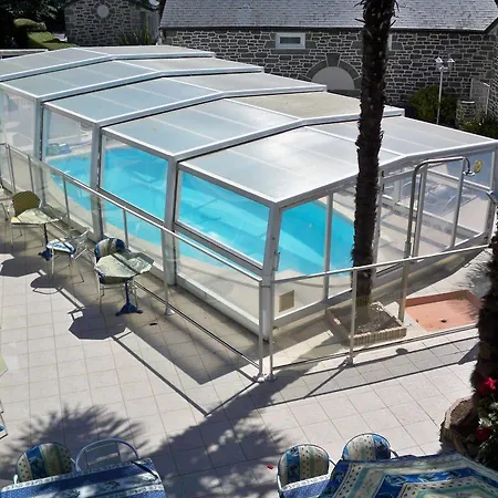 Hotel Les Treize Assiettes - Baie Du Mont-saint-michel 3*