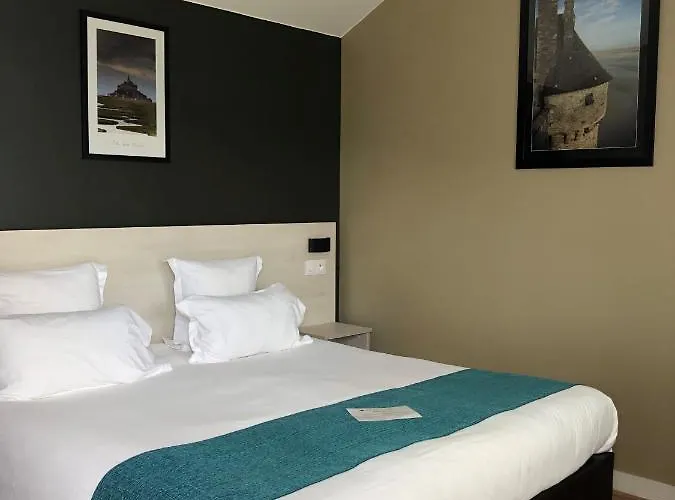 Hotel Les Treize Assiettes - Baie Du Mont-saint-michel 3*