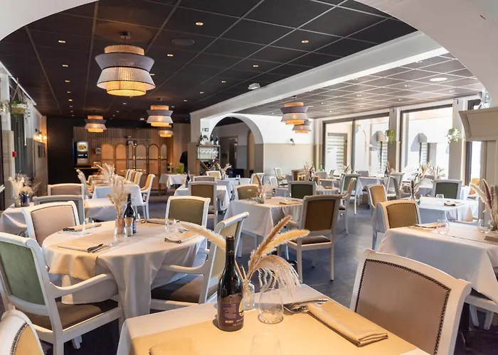 Hotel Les Treize Assiettes - Baie Du Mont-saint-michel 3*