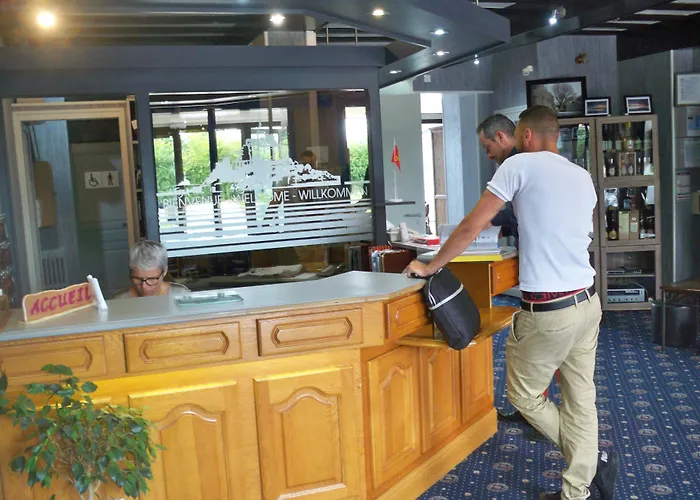 Les Treize Assiettes - Baie Du Mont-saint-michel 3*