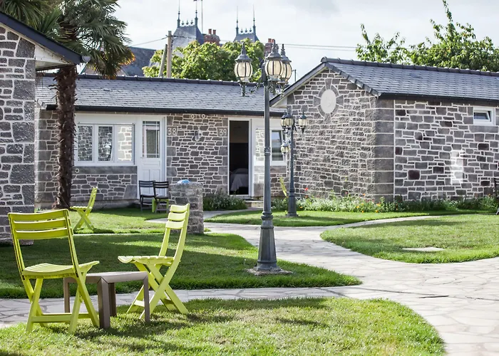 Les Treize Assiettes - Baie Du Mont-saint-michel Le Val-Saint-Pere
