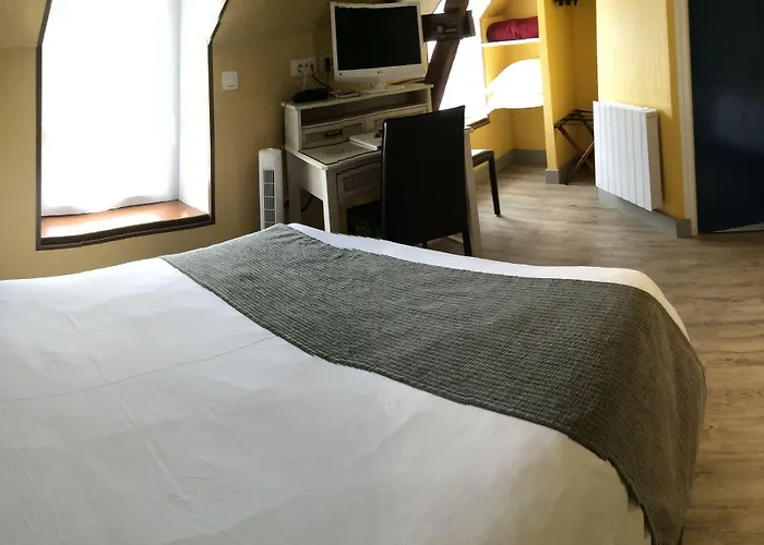 Les Treize Assiettes - Baie Du Mont-saint-michel Hotel 3*