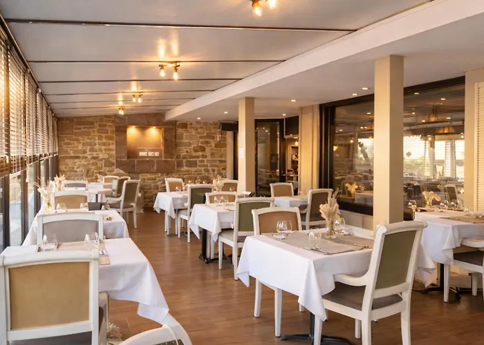 Hotel Les Treize Assiettes - Baie Du Mont-saint-michel 3*