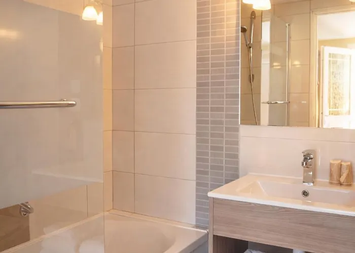 Hotel Les Treize Assiettes - Baie Du Mont-saint-michel