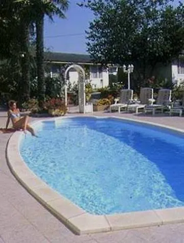 Hotel Les Treize Assiettes - Baie Du Mont-saint-michel Le Val-Saint-Père