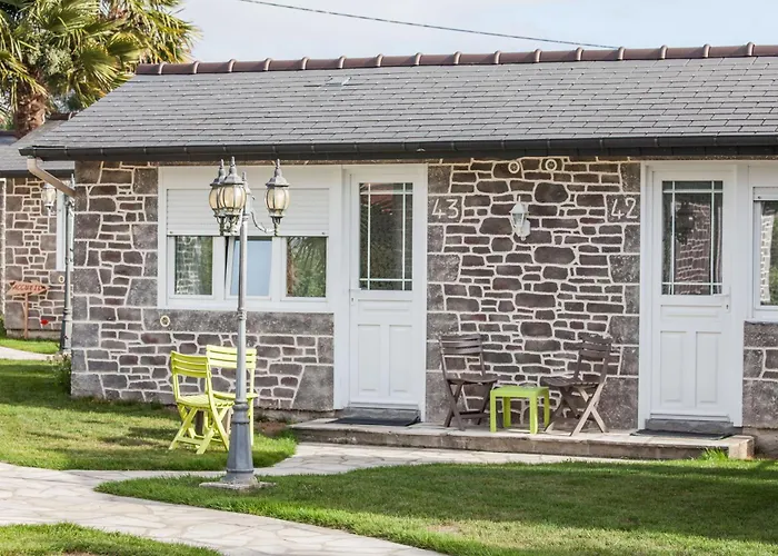 Les Treize Assiettes - Baie Du Mont-saint-michel Le Val-Saint-Pere
